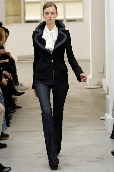 Look 19